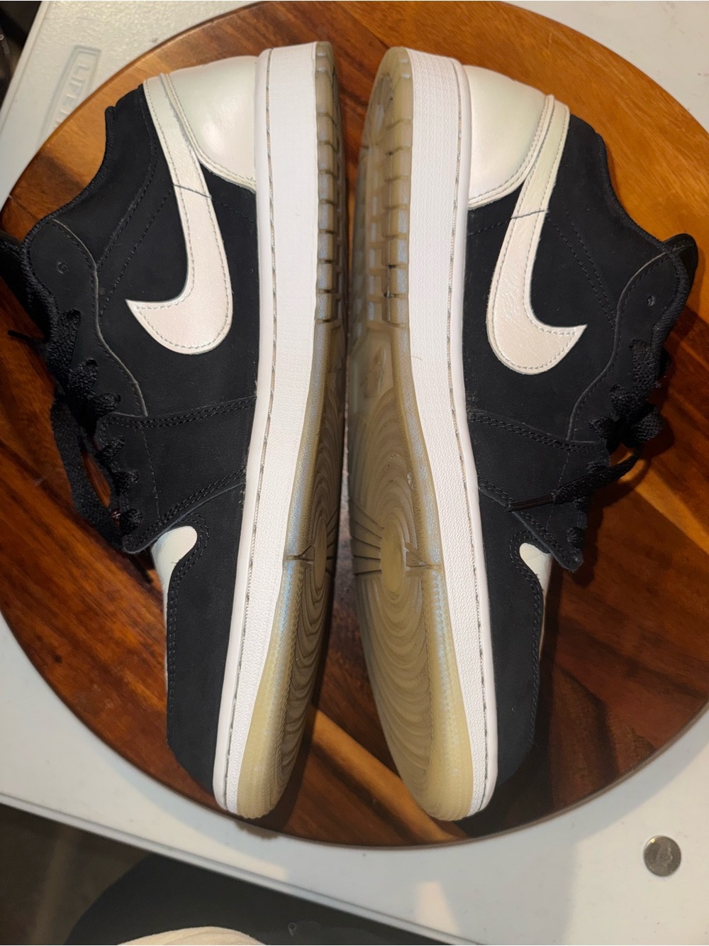 Jordan Black & White Low-Top Men's Sneakers - Picture 5 of 7